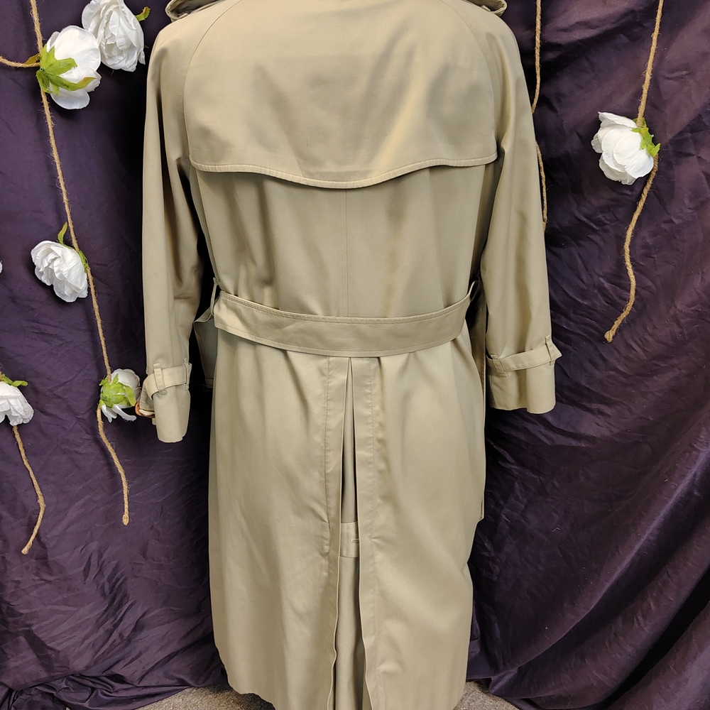 Burberry Beige Double-Breasted Trench Coat - Picture 2 of 4